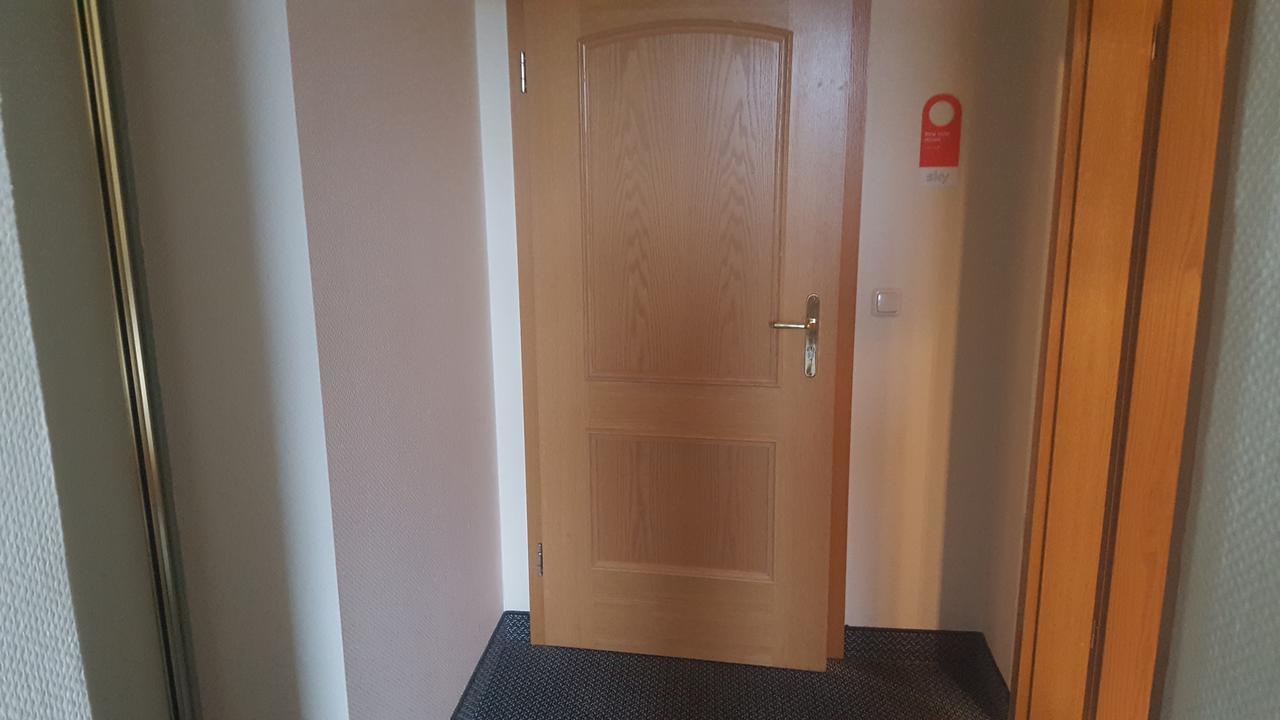 Hotel Ziegenkrug Schweriner Tor Pampow エクステリア 写真