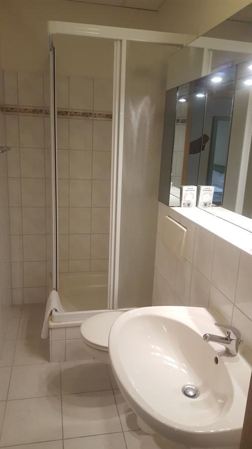 Hotel Ziegenkrug Schweriner Tor Pampow エクステリア 写真