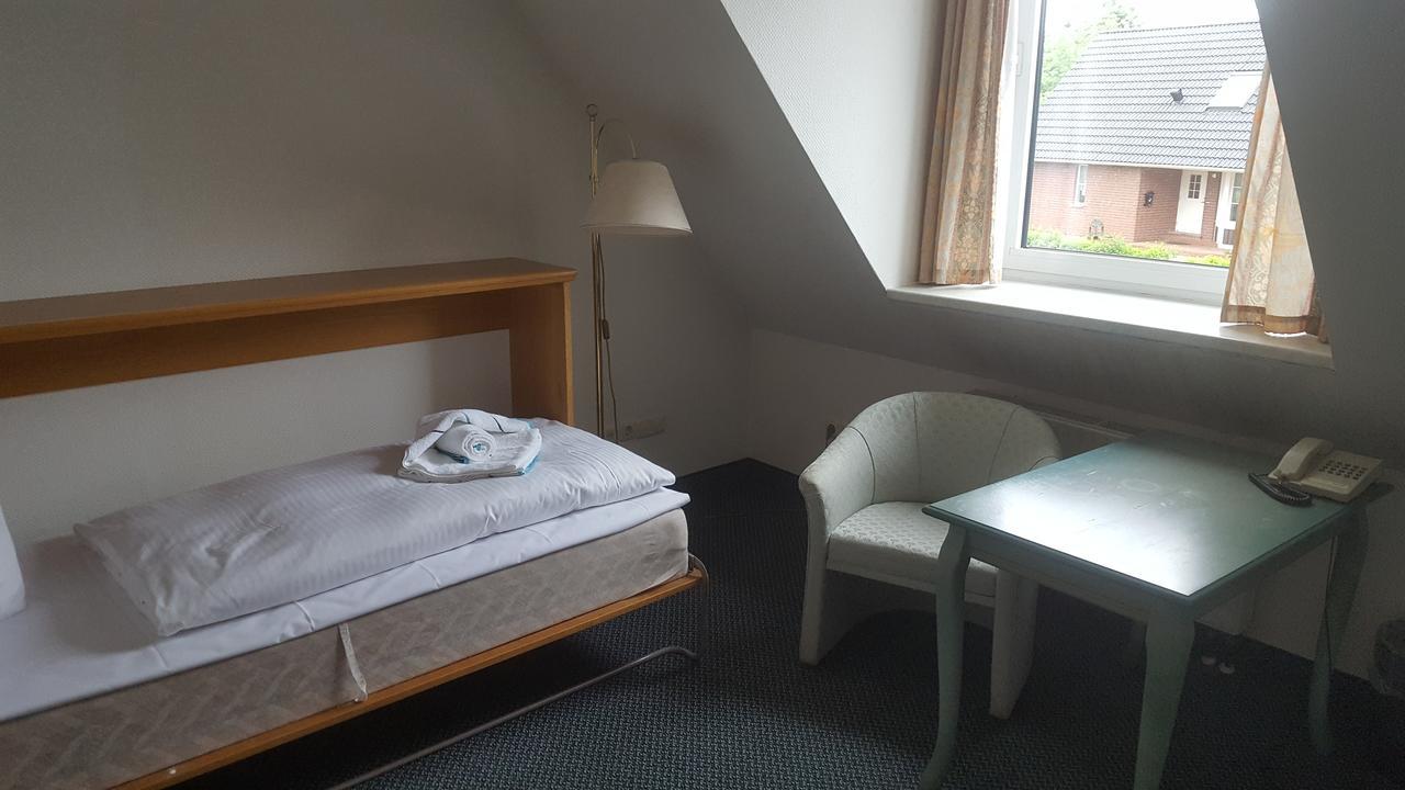 Hotel Ziegenkrug Schweriner Tor Pampow エクステリア 写真
